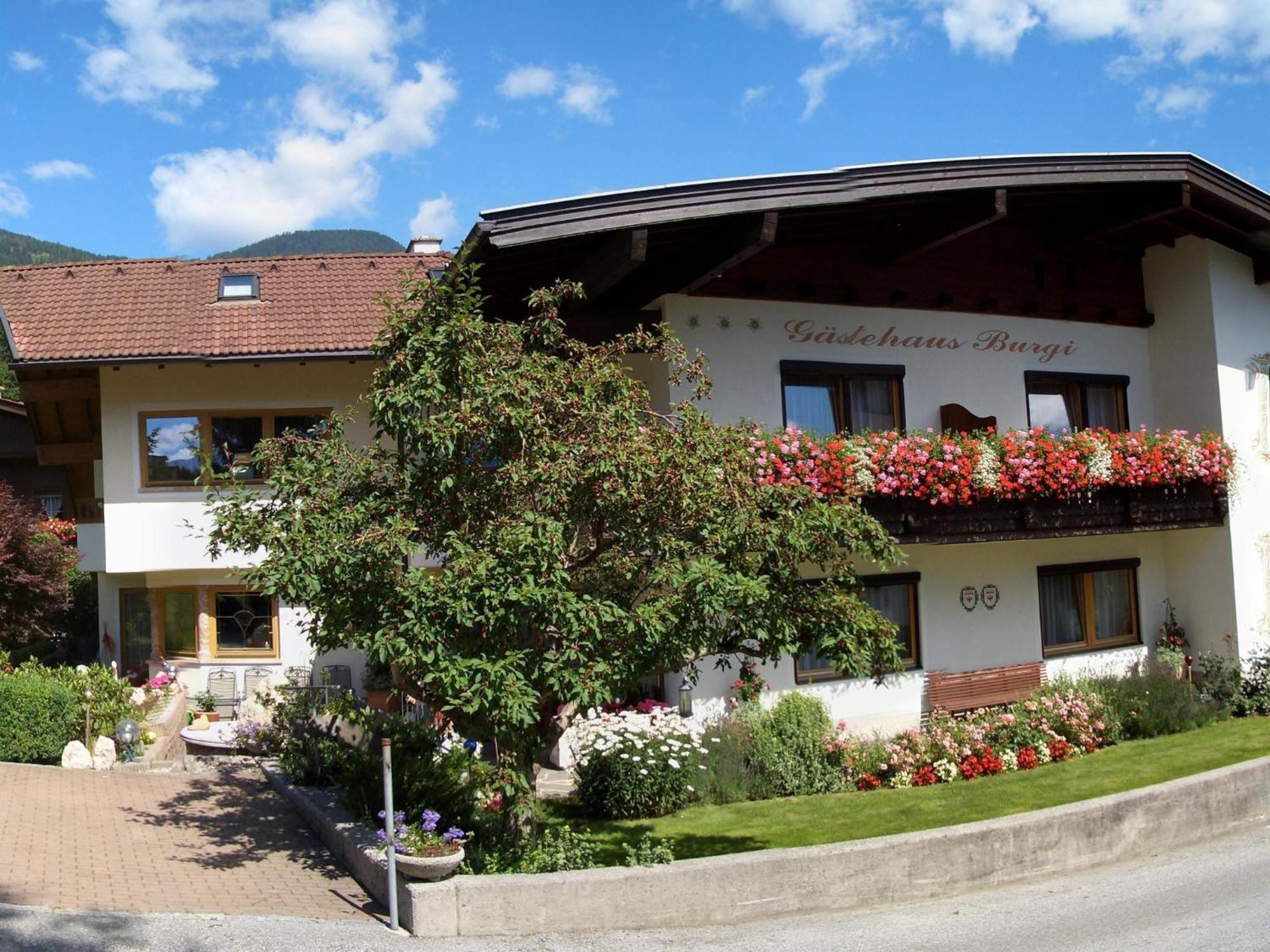 Gaestehaus Burgi Fügen Exterior foto